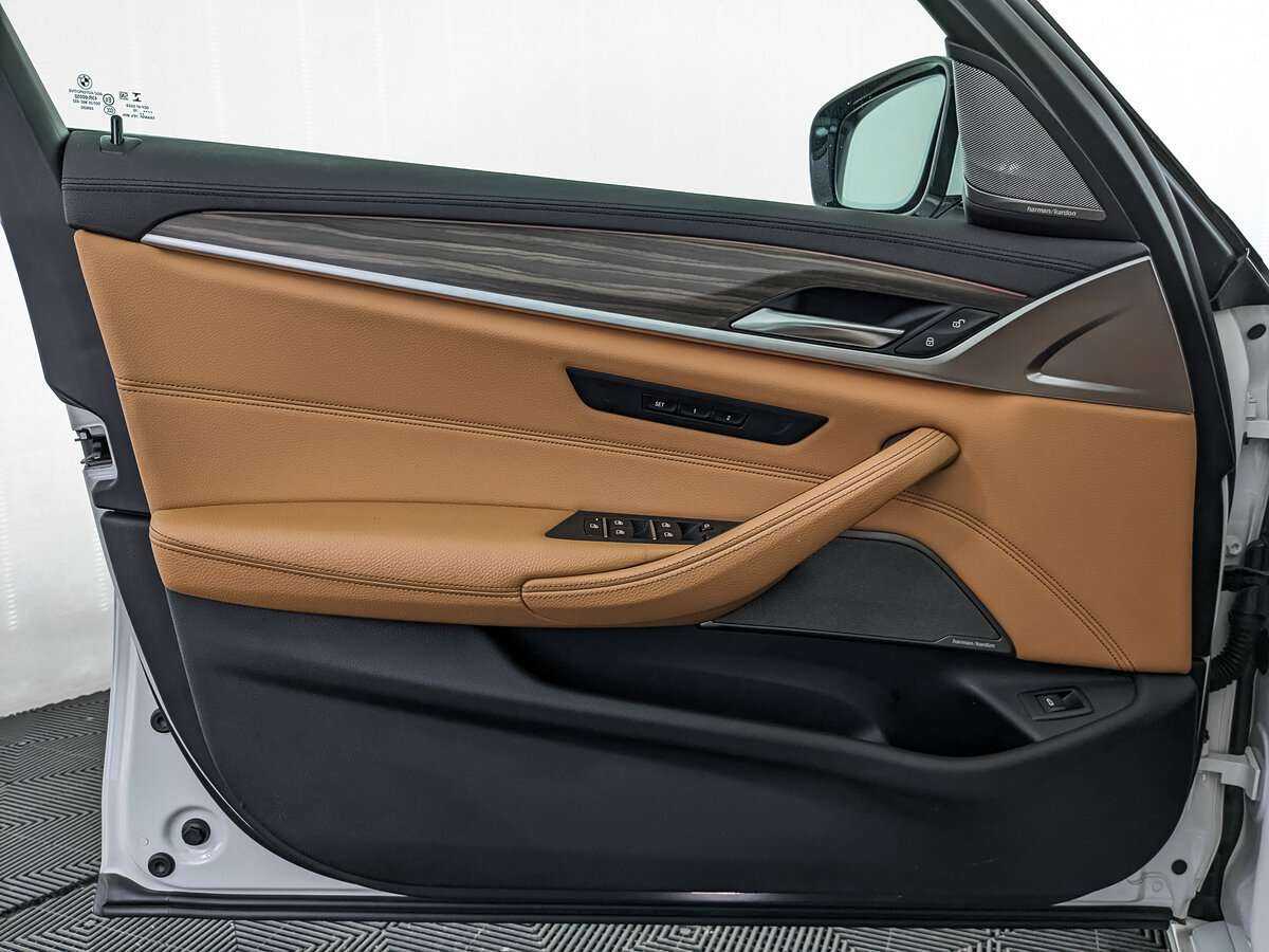 BMW 5 серии с пробегом — 2019 год. Фото: #13
