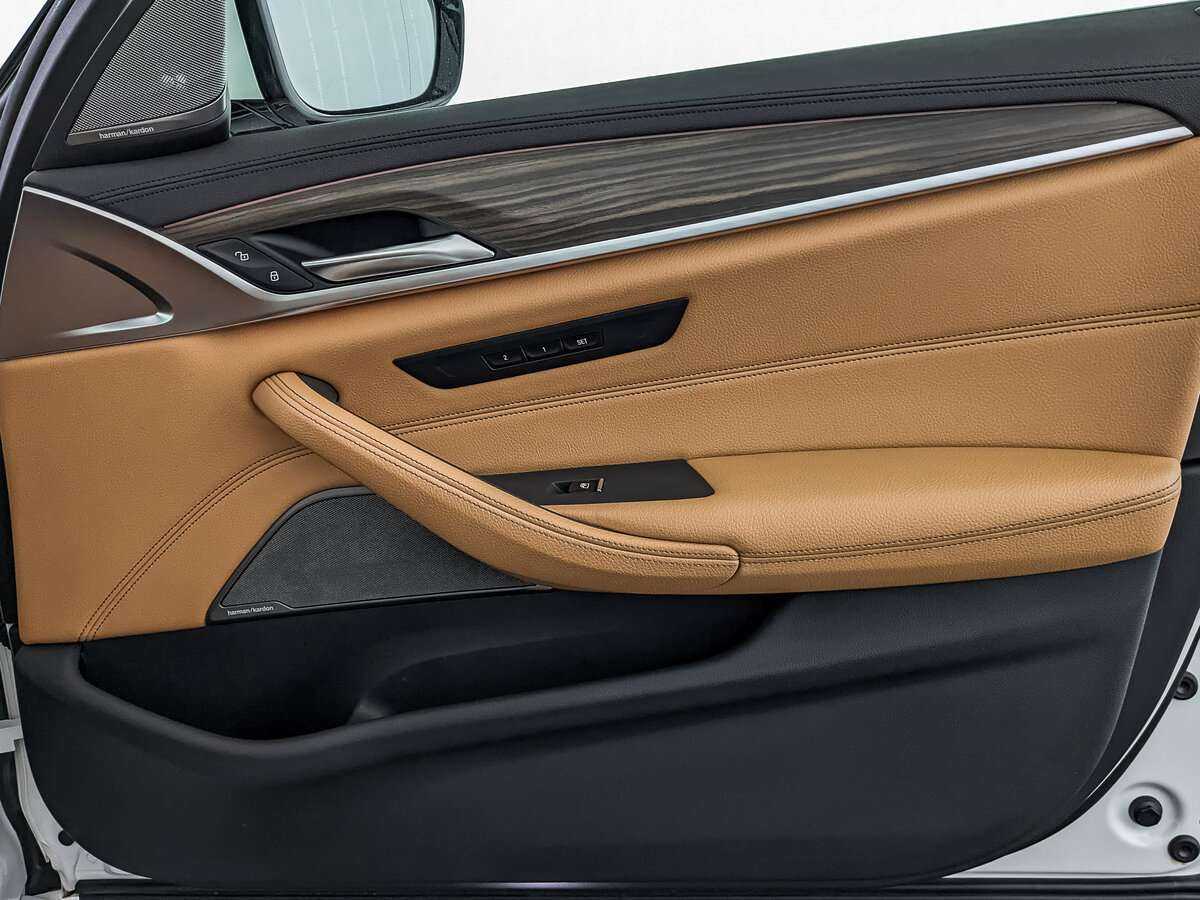 BMW 5 серии с пробегом — 2019 год. Фото: #19