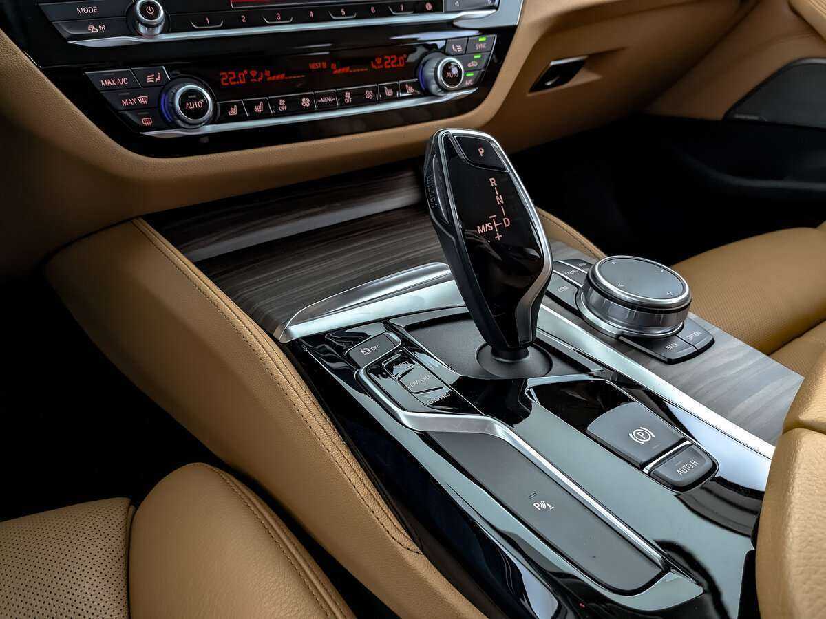 BMW 5 серии с пробегом — 2019 год. Фото: #21