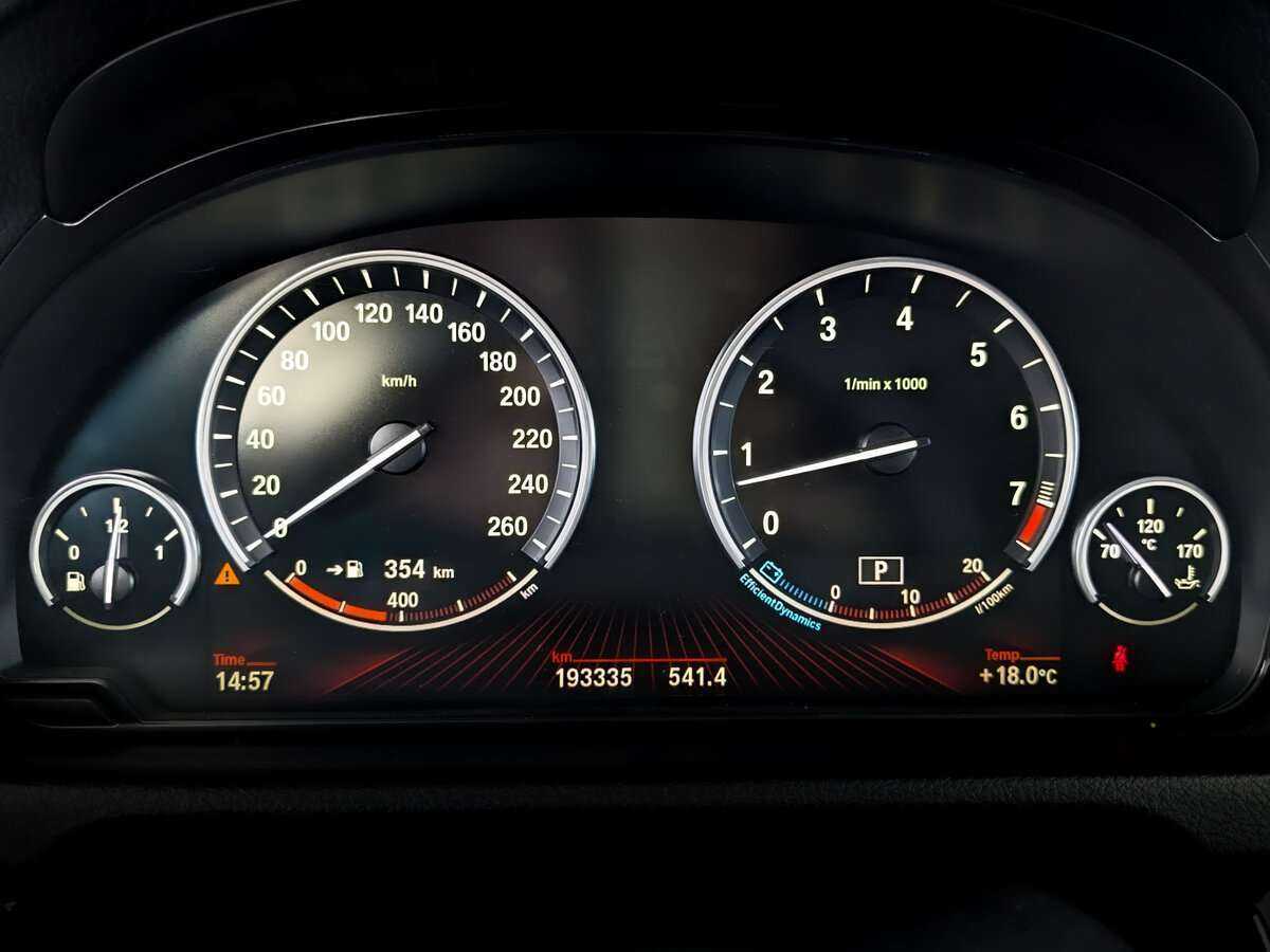 BMW 5 серии с пробегом — 2009 год. Фото: #10