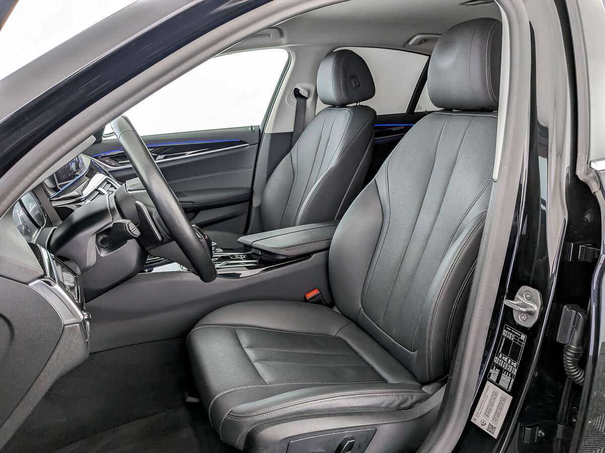 BMW 5 серии с пробегом — 2021 год. Фото: #14