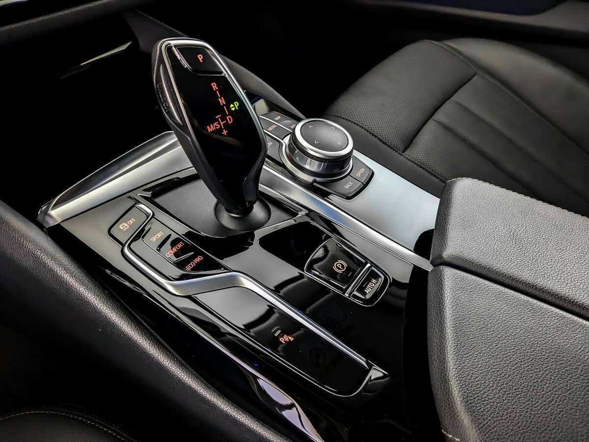 BMW 5 серии с пробегом — 2021 год. Фото: #20