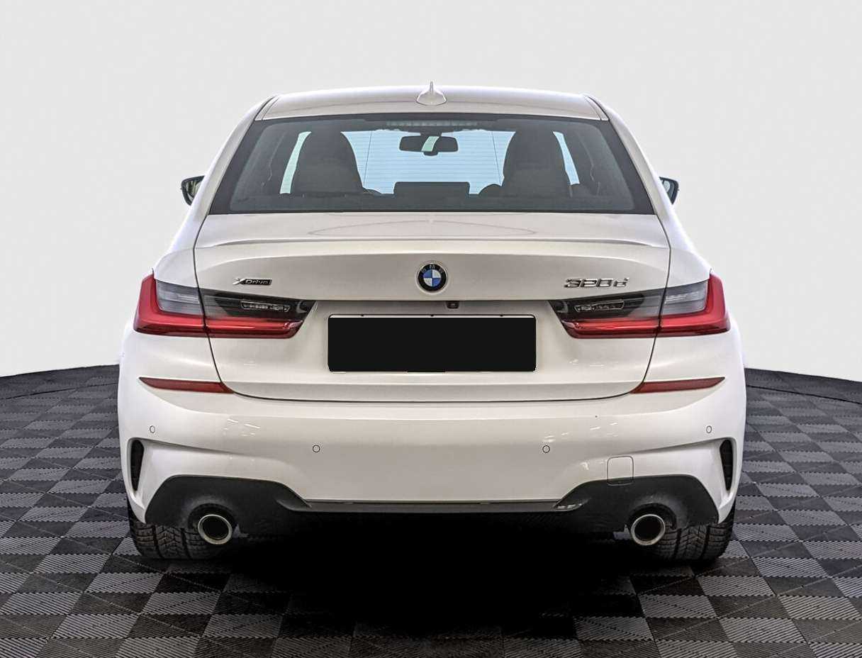 BMW 3 серии с пробегом — 2020 год. Фото: #5