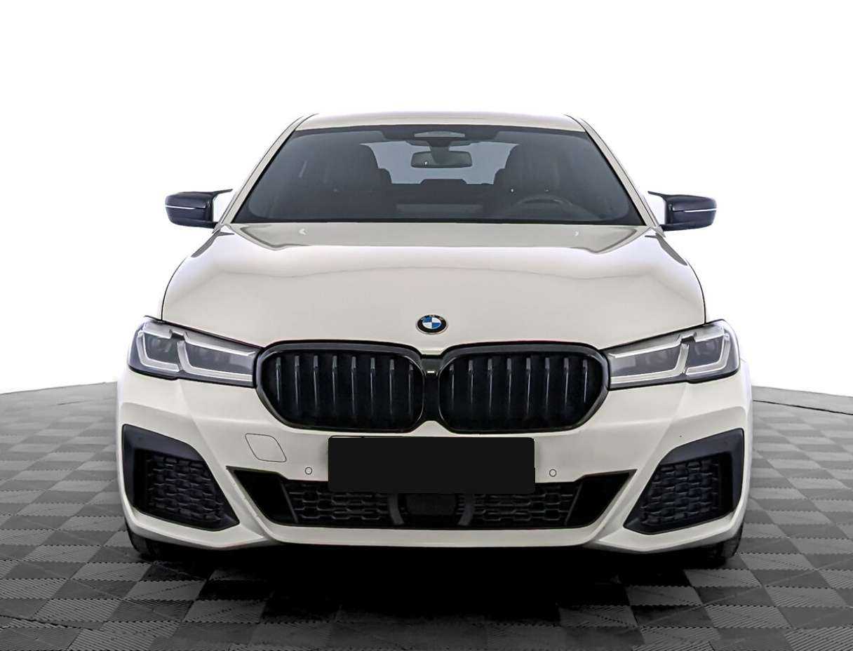 BMW 5 серии с пробегом — 2020 год. Фото: #1