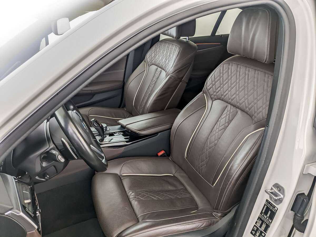 BMW 5 серии с пробегом — 2020 год. Фото: #13