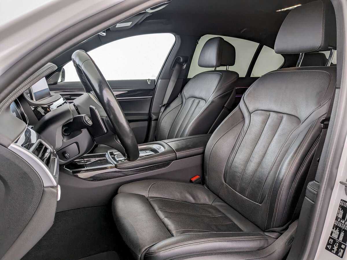 BMW 7 серии с пробегом — 2019 год. Фото: #15