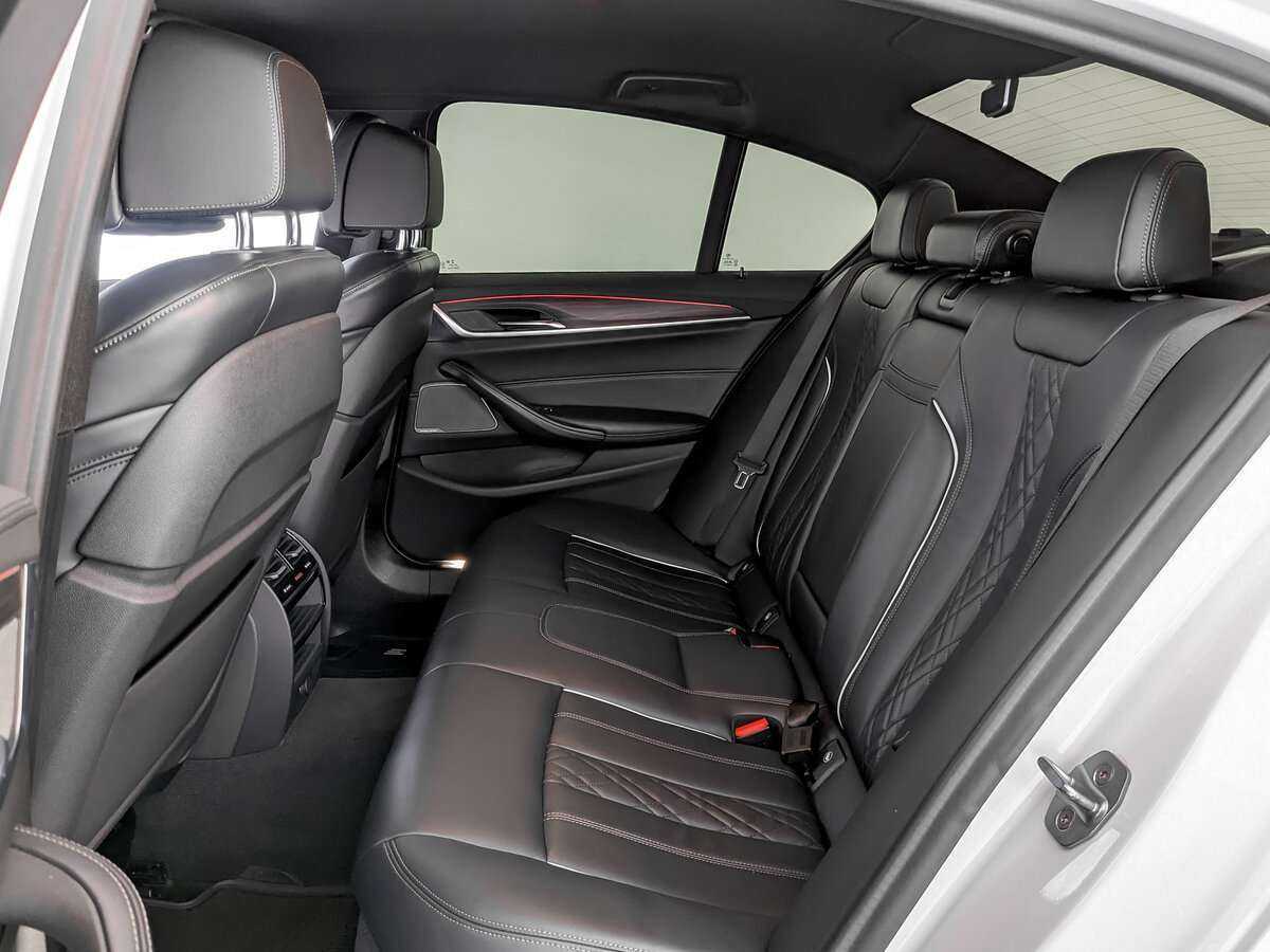 BMW 5 серии с пробегом — 2019 год. Фото: #9