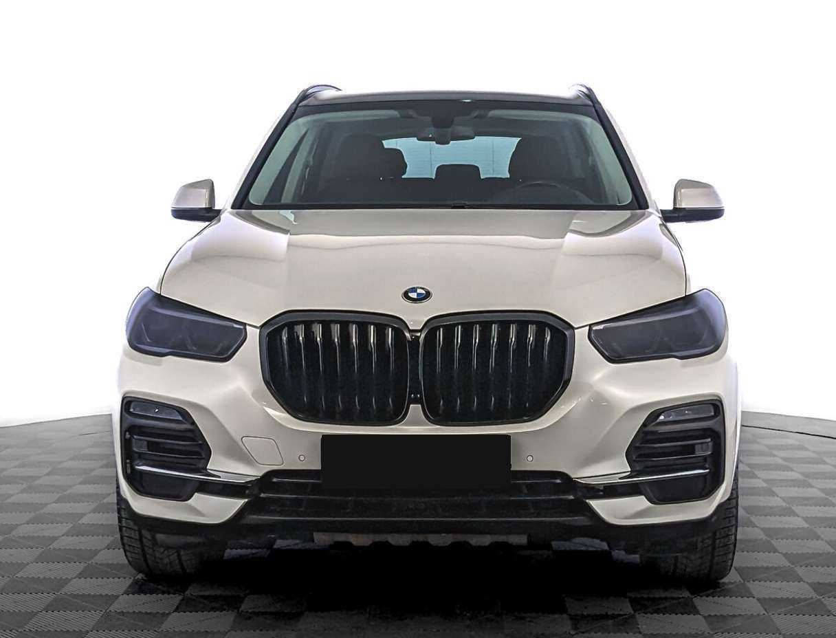 BMW X5 с пробегом — 2020 год. Фото: #1