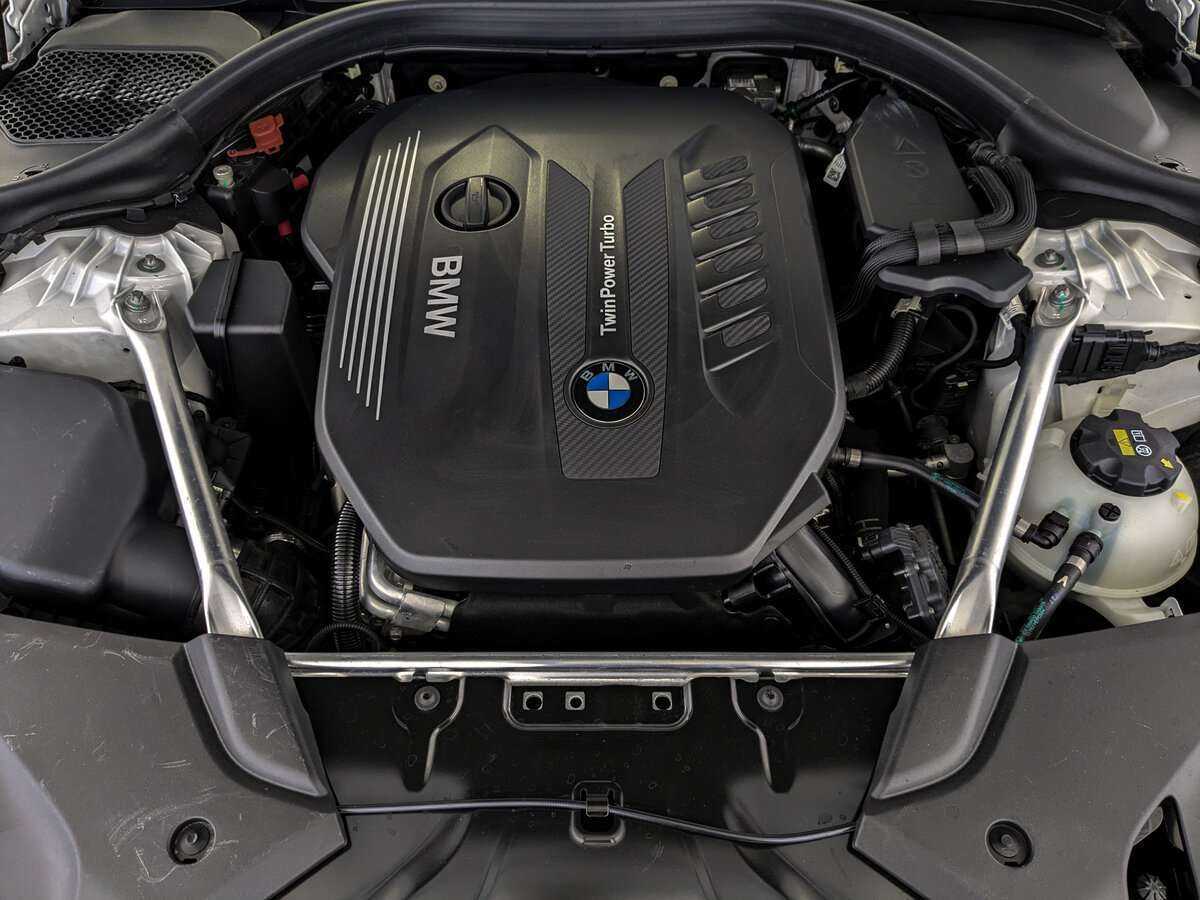 BMW 5 серии с пробегом — 2020 год. Фото: #8