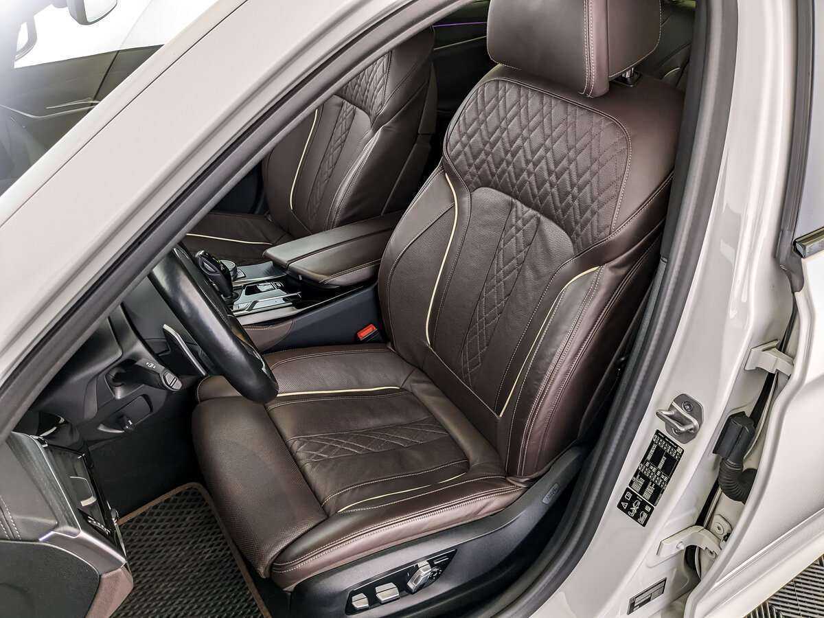 BMW 5 серии с пробегом — 2020 год. Фото: #16