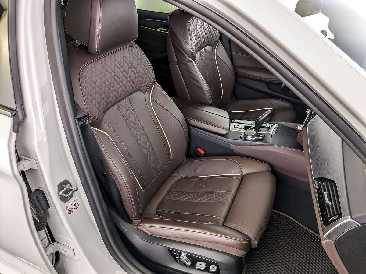 BMW 5 серии с пробегом — 2020 год. Фото: #18