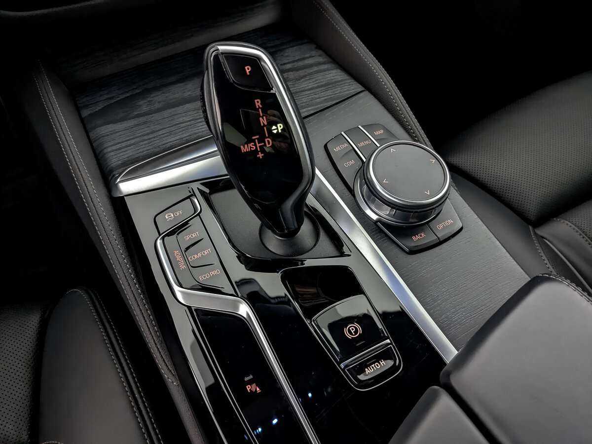 BMW 5 серии с пробегом — 2021 год. Фото: #21