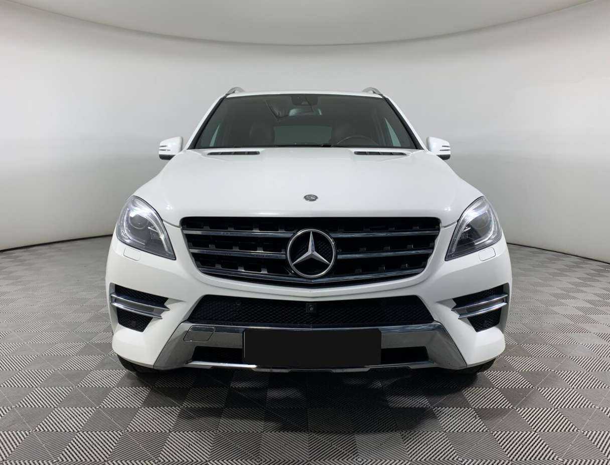 Mercedes-Benz M-Класс с пробегом — 2014 год. Фото: #1