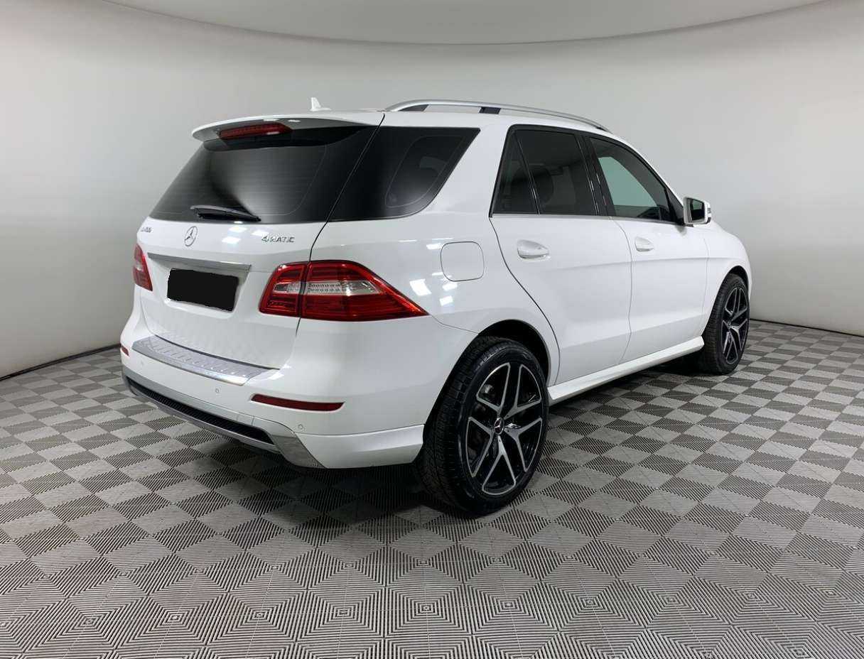 Mercedes-Benz M-Класс с пробегом — 2014 год. Фото: #4