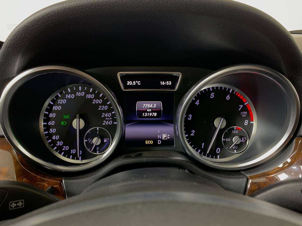 Mercedes-Benz M-Класс с пробегом — 2014 год. Фото: #13