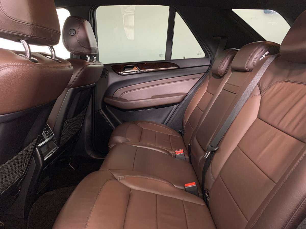 Mercedes-Benz M-Класс с пробегом — 2014 год. Фото: #17