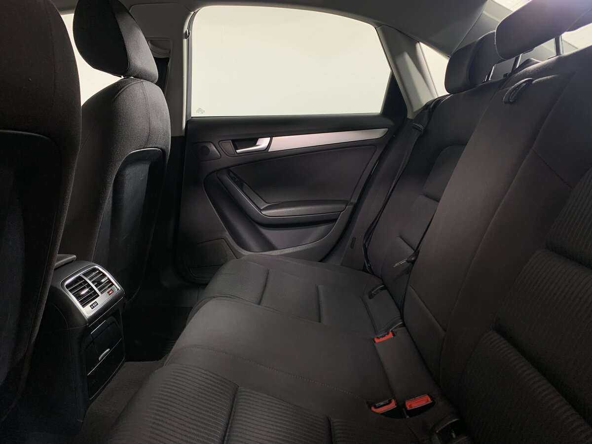 Audi A4 с пробегом — 2011 год. Фото: #15