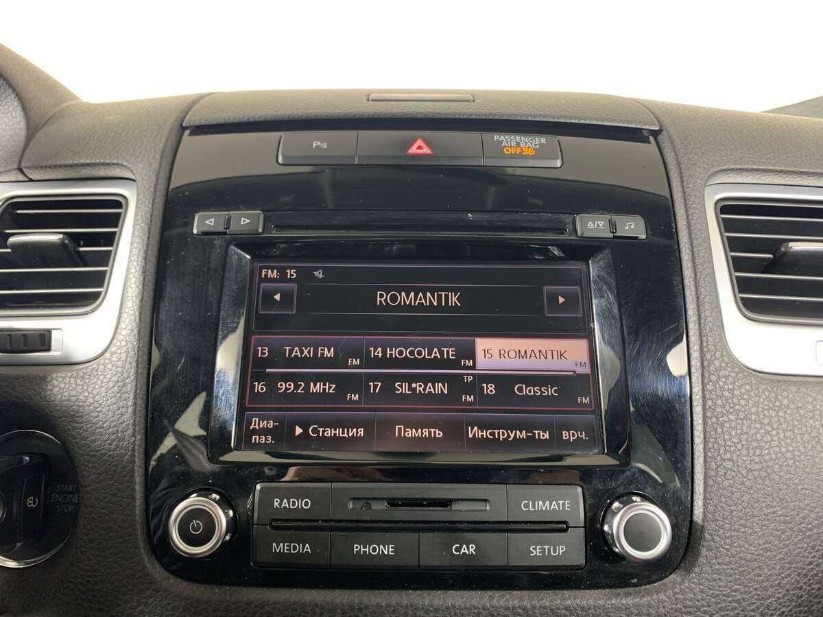 Volkswagen Touareg с пробегом — 2012 год. Фото: #13