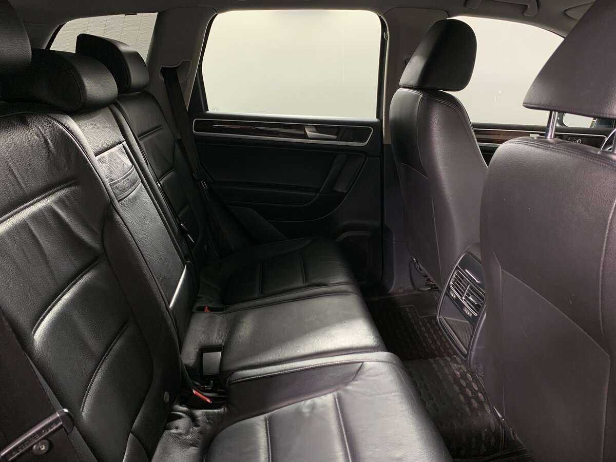 Volkswagen Touareg с пробегом — 2012 год. Фото: #15