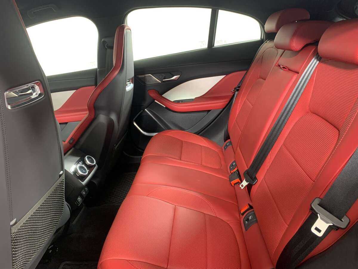 Jaguar I-Pace с пробегом — 2021 год. Фото: #18