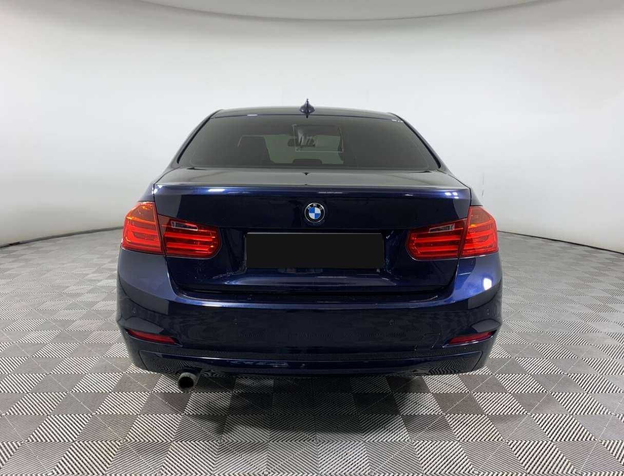 BMW 3 серии с пробегом — 2014 год. Фото: #5