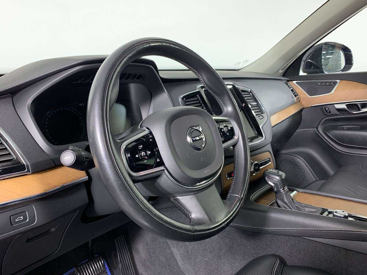 Volvo XC90 с пробегом — 2017 год. Фото: #9