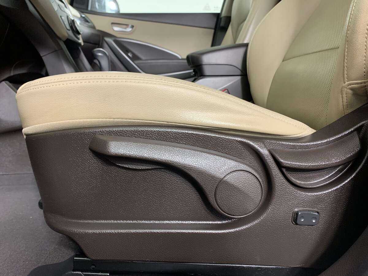 Hyundai Santa Fe с пробегом — 2017 год. Фото: #13