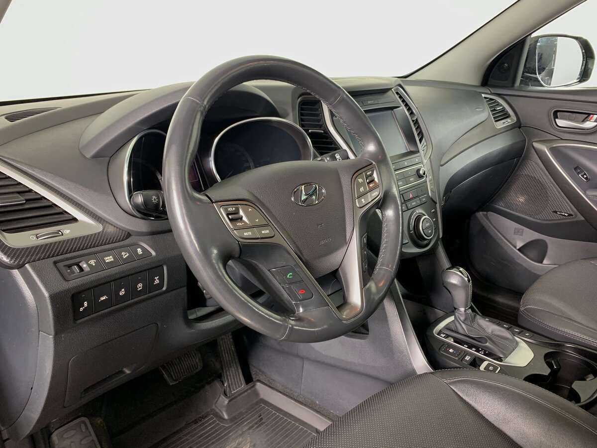 Hyundai Santa Fe с пробегом — 2017 год. Фото: #8