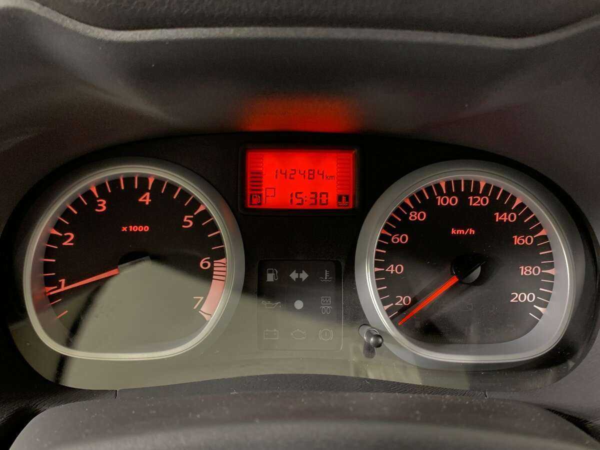 Renault Duster с пробегом — 2014 год. Фото: #11