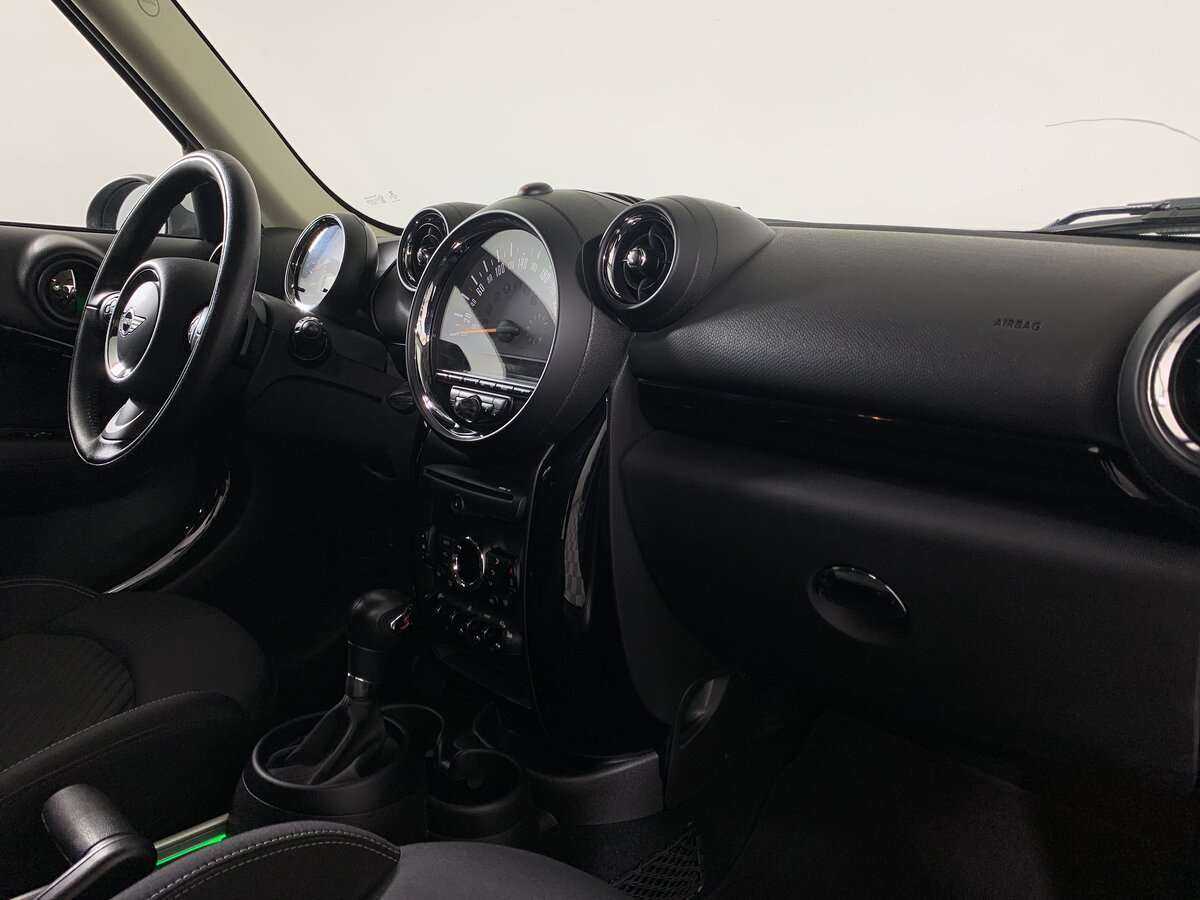 Mini Countryman с пробегом — 2016 год. Фото: #10