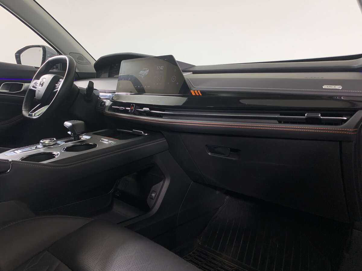 Changan UNI-K с пробегом — 2022 год. Фото: #12