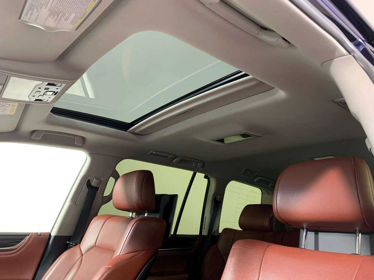 Lexus LX с пробегом — 2017 год. Фото: #16