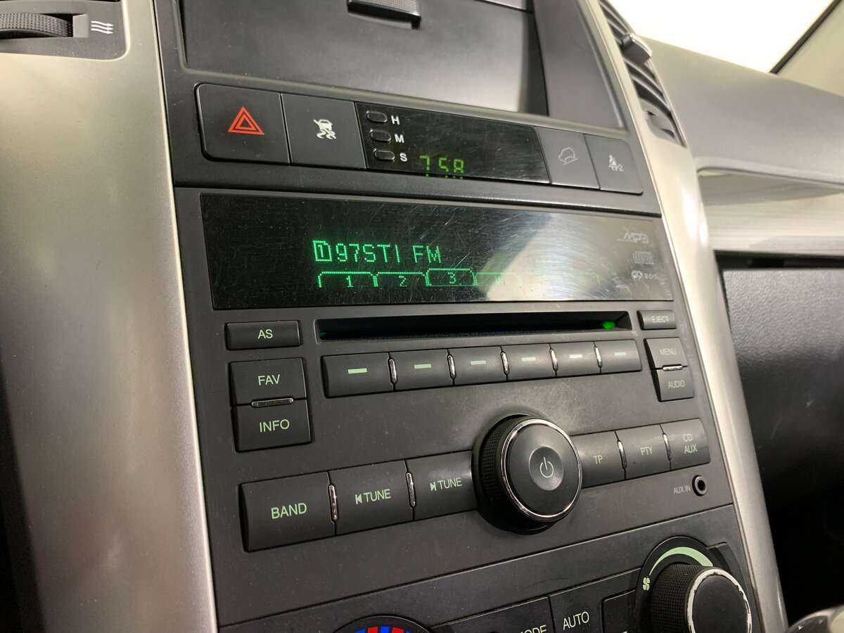 Chevrolet Captiva с пробегом — 2009 год. Фото: #12