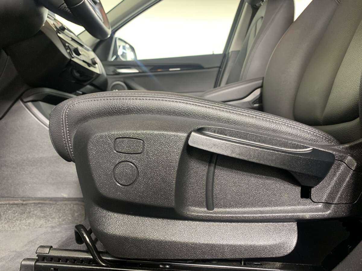 BMW X1 с пробегом — 2020 год. Фото: #13