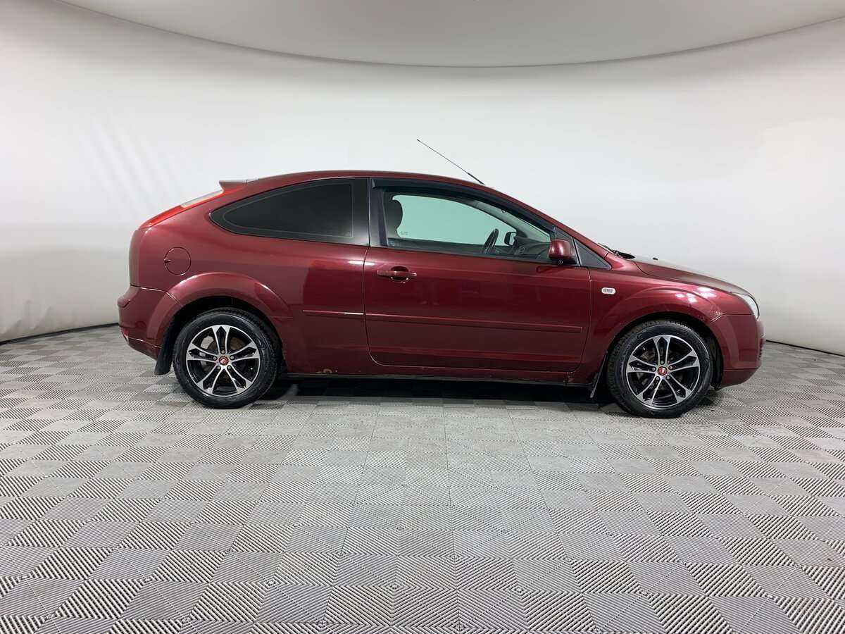 Ford Focus с пробегом — 2005 год. Фото: #3