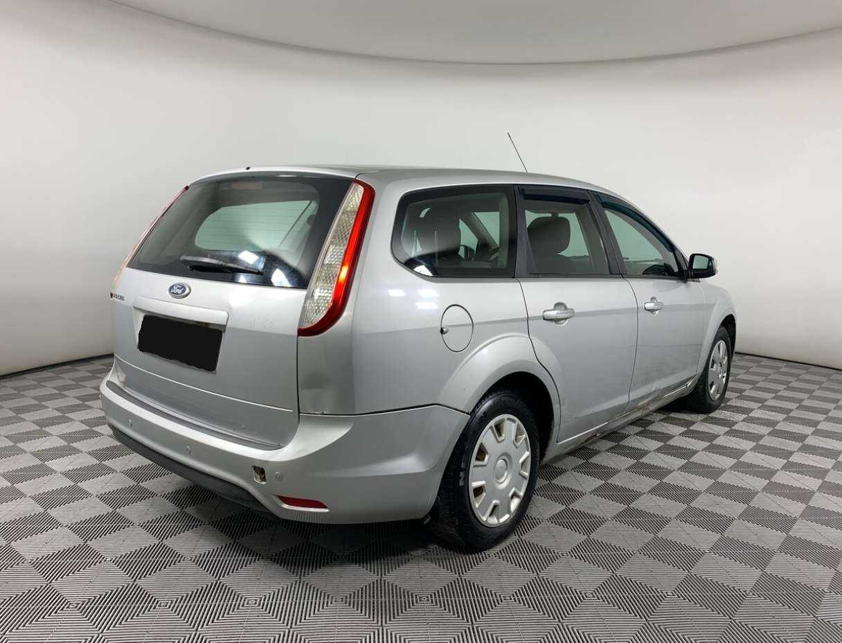 Ford Focus с пробегом — 2011 год. Фото: #4