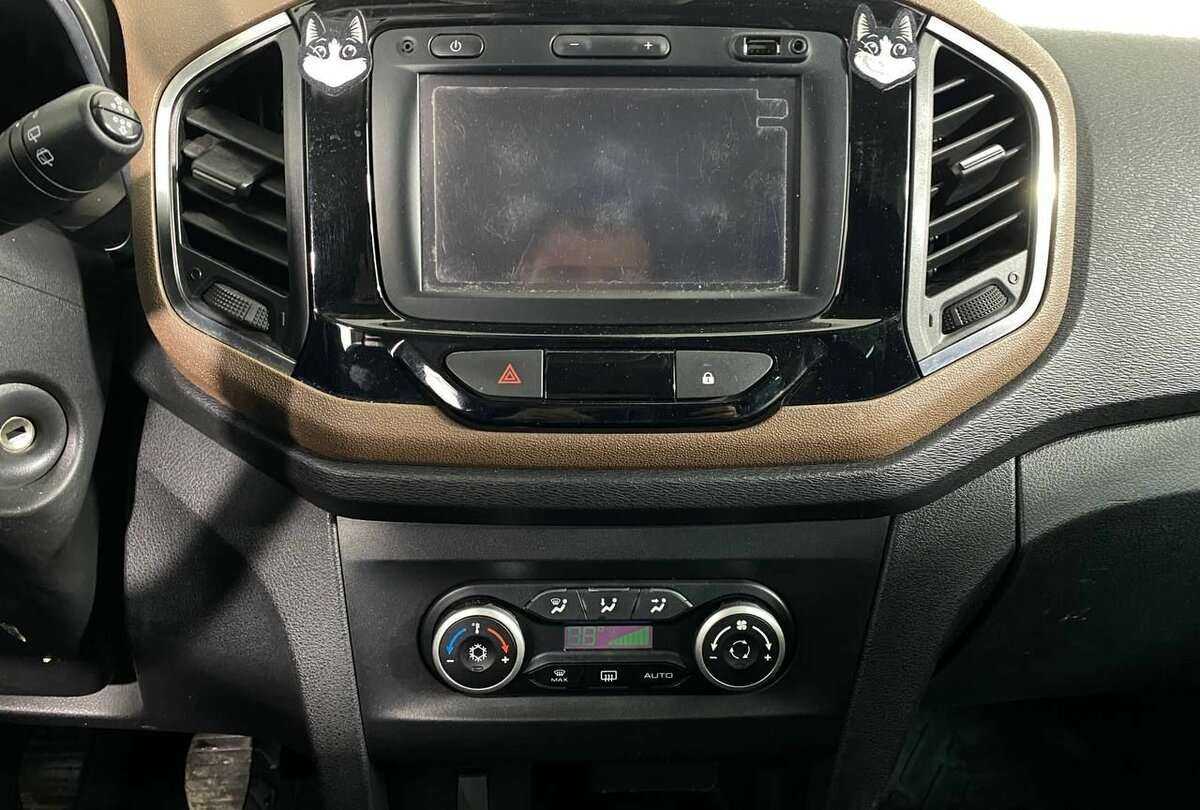 Lada (ВАЗ) XRAY с пробегом — 2017 год. Фото: #11