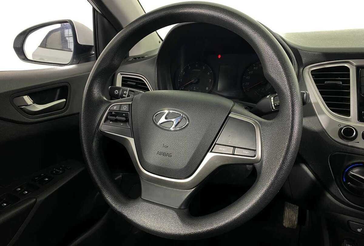 Hyundai Solaris с пробегом — 2020 год. Фото: #5