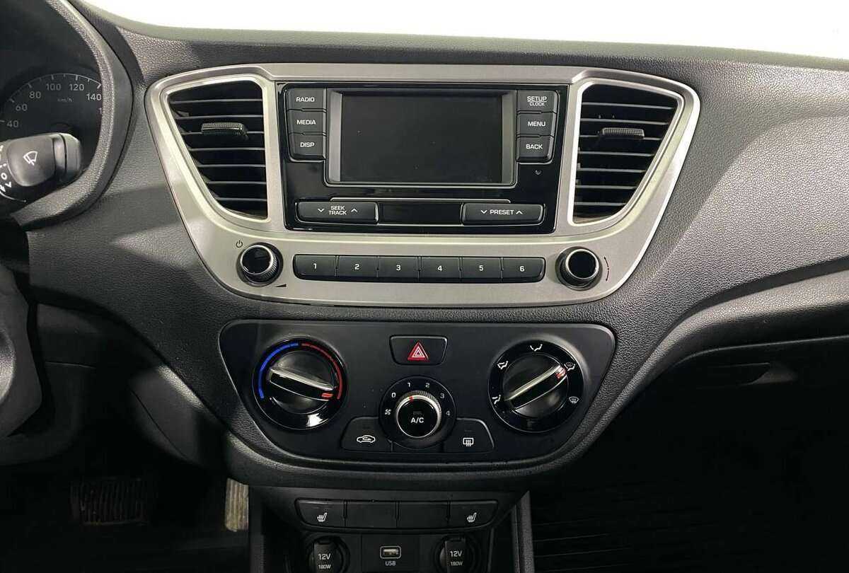 Hyundai Solaris с пробегом — 2020 год. Фото: #8