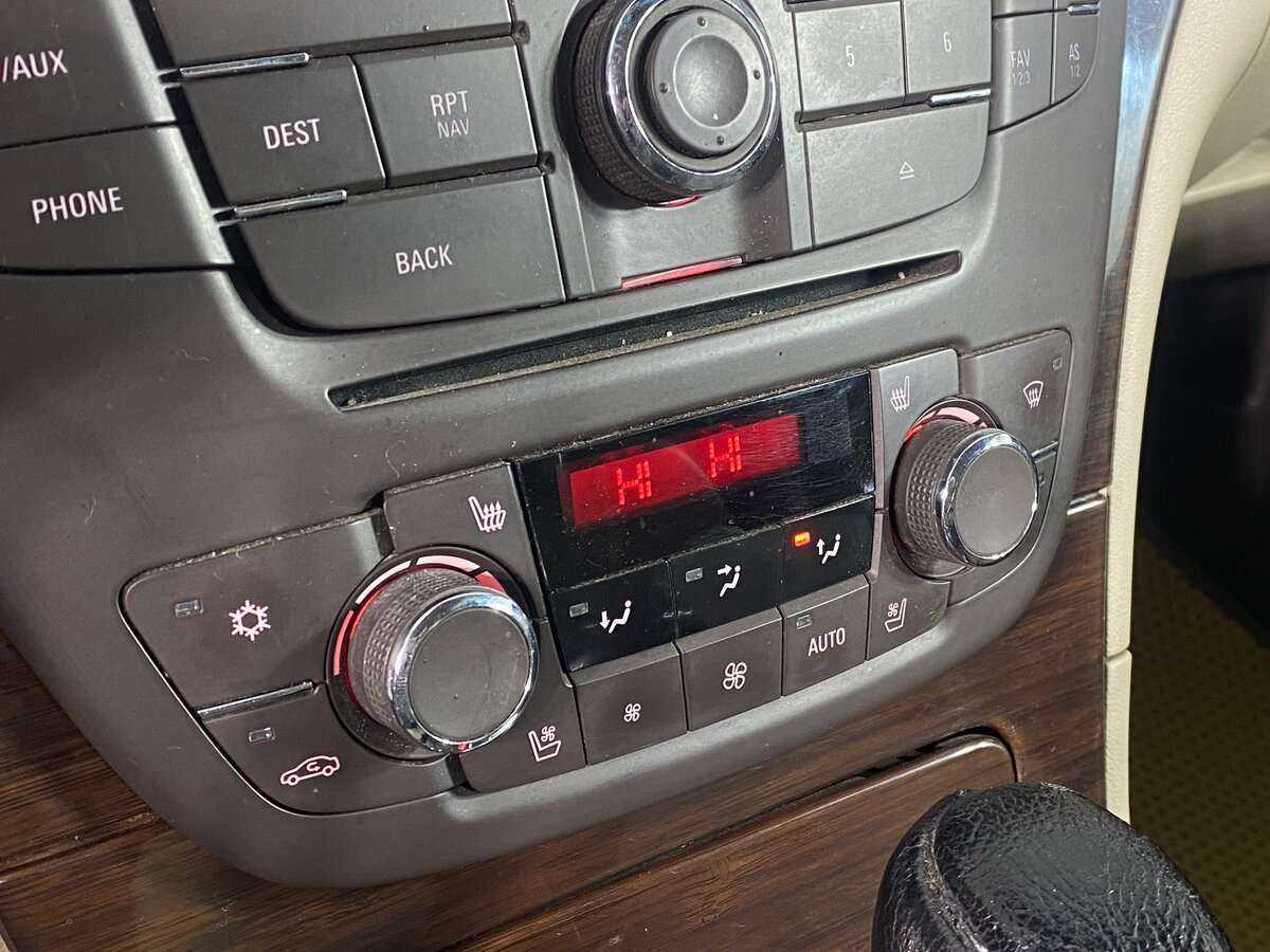 Opel Insignia с пробегом — 2013 год. Фото: #14