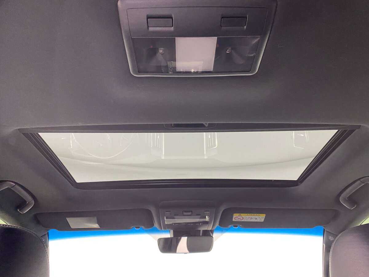 Toyota Land Cruiser с пробегом — 2017 год. Фото: #11