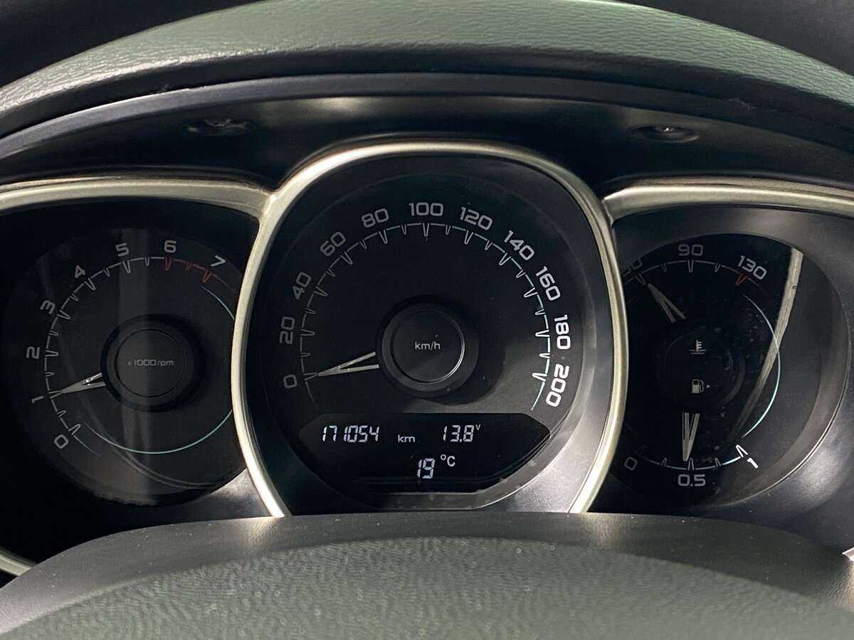 Lada (ВАЗ) Vesta с пробегом — 2017 год. Фото: #15