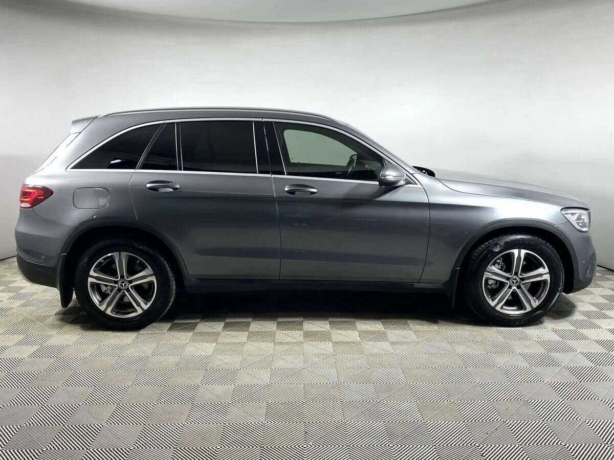 Mercedes-Benz GLC с пробегом — 2021 год. Фото: #3