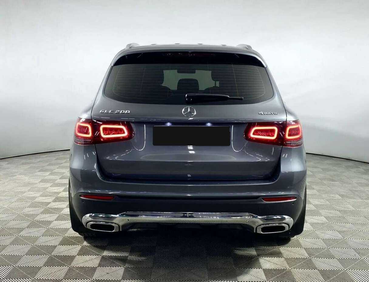 Mercedes-Benz GLC с пробегом — 2021 год. Фото: #5