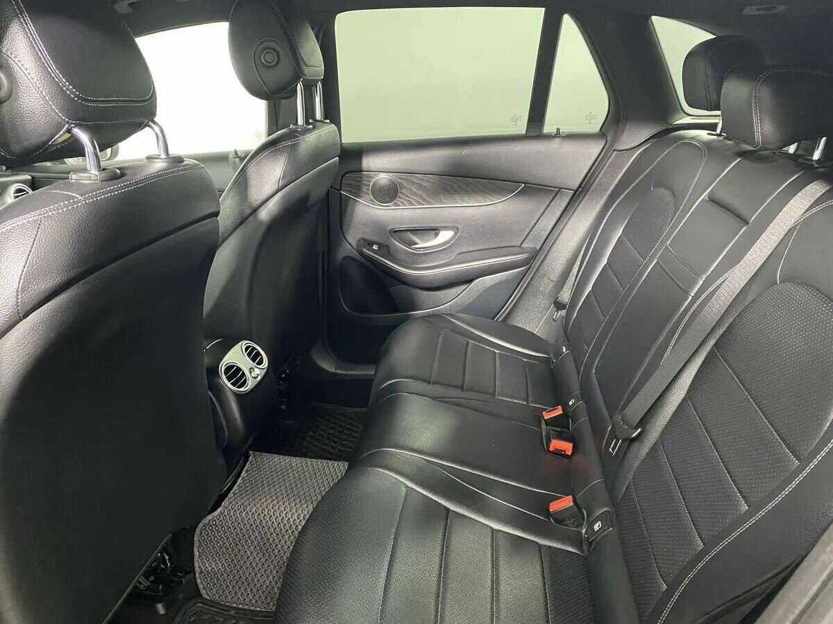 Mercedes-Benz GLC с пробегом — 2021 год. Фото: #12