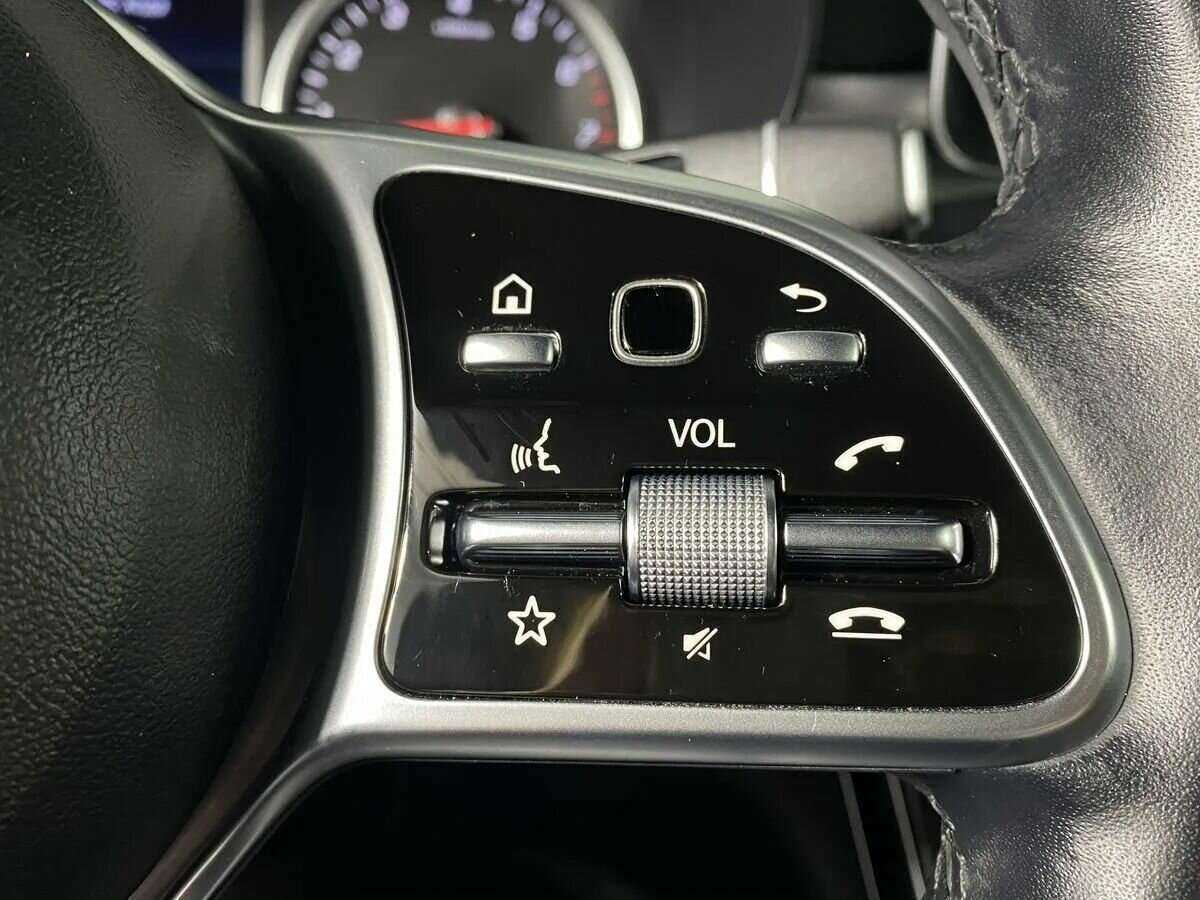 Mercedes-Benz GLC с пробегом — 2021 год. Фото: #16