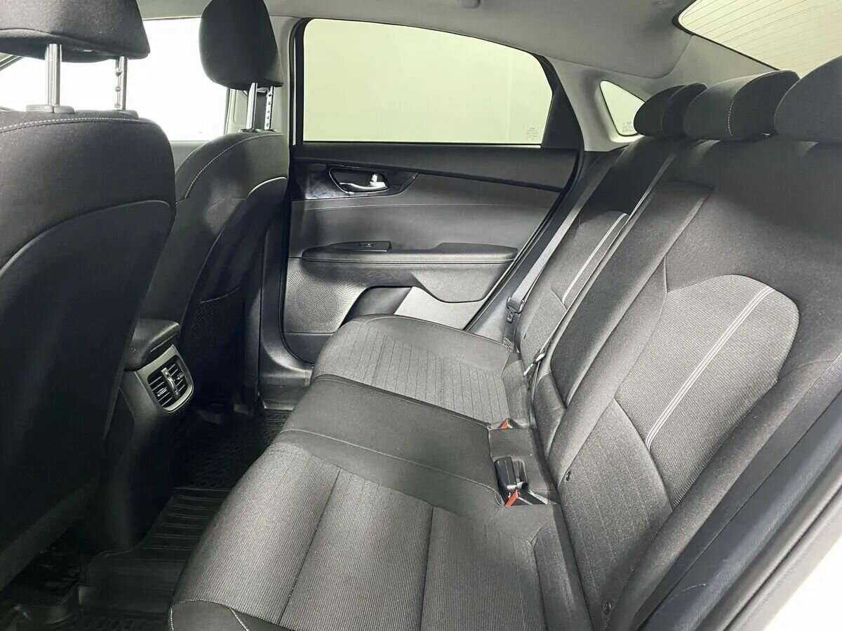 Kia Cerato с пробегом — 2019 год. Фото: #5