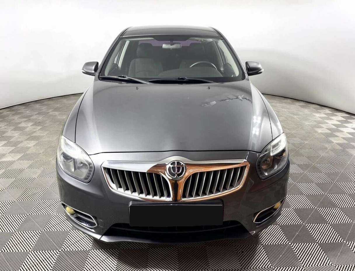 Brilliance H530 с пробегом — 2014 год. Фото: #2