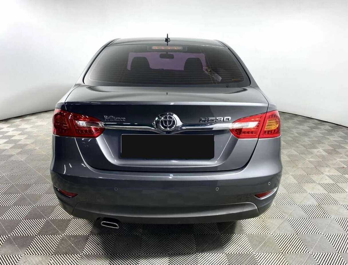 Brilliance H530 с пробегом — 2014 год. Фото: #6