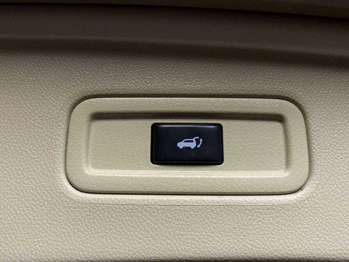 Infiniti FX с пробегом — 2011 год. Фото: #6